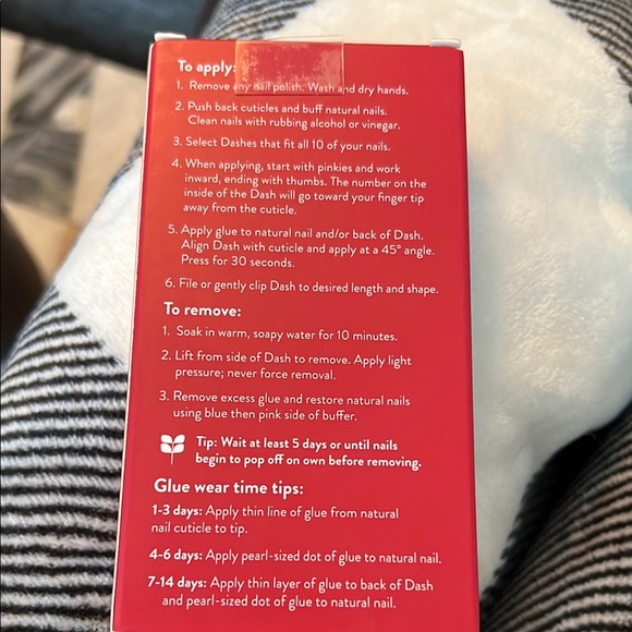 Red Aspen Nail Dashes - Picture 4 of 5